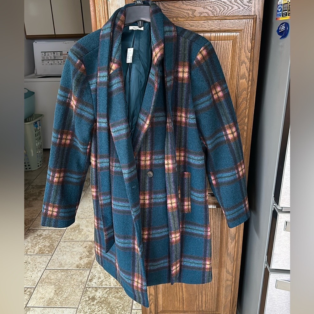 Maurice’s women’s xxl long wool coat with tie